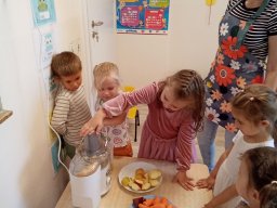 2025-09-19 Dzień przedszkolaka Biedronki